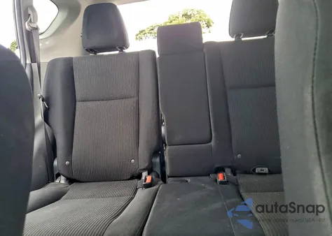 2016 Toyota Rav4 Le z USA, uszkodzony, nr VIN JTMBFREV8GJ087036